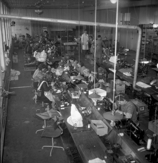 Shoe factory Elgg, 1948