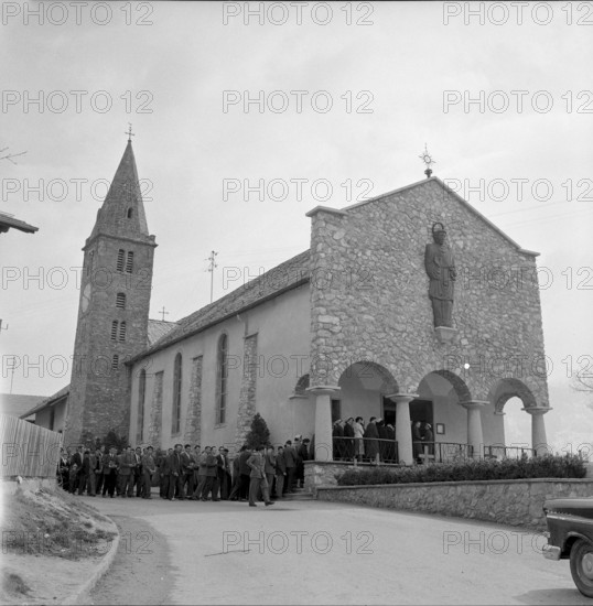 Easter donation in Grimisuat 1958
