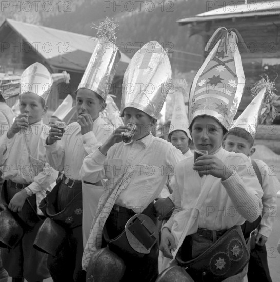 Sankt Nikolaus celebration in Goms 1957