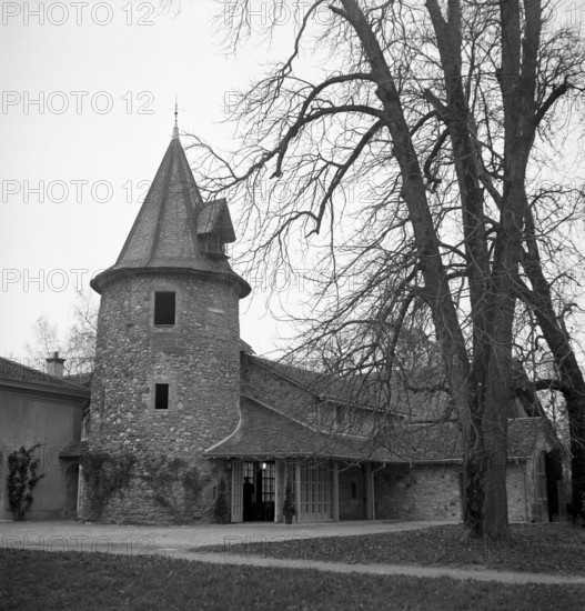 Le Chateau de Bossey pres Celigny 1952