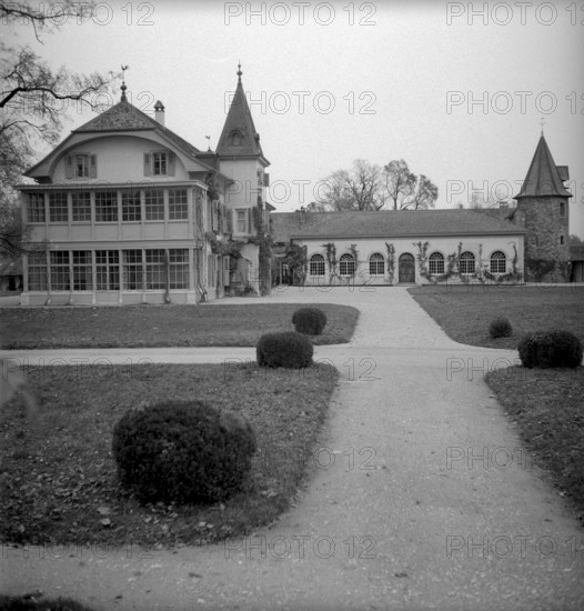 Le Chateau de Bossey pres Celigny 1952
