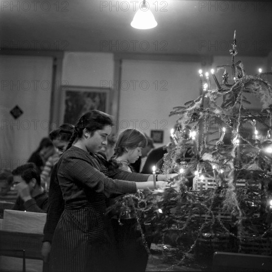 Christmas party at scool in Gohl 1960