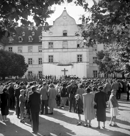 Eucharistic conference in Delemont 1951