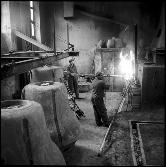 Aarau, mould, Ruetschi bell foundry  1958