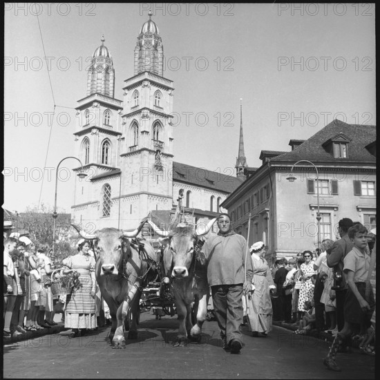 Sprungli 100th anniversary celebrations, parade, Zurich 1959
