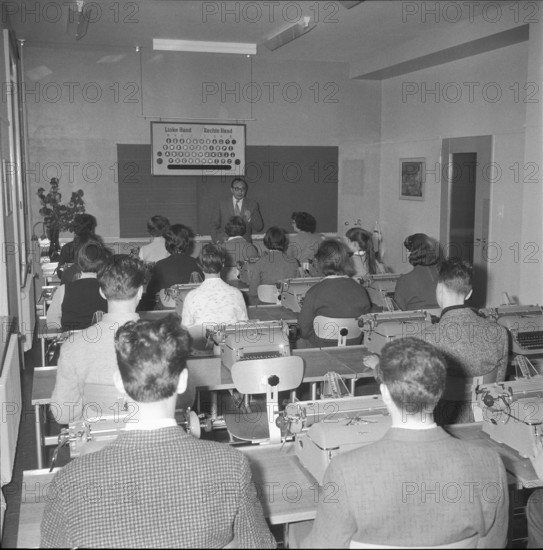 Opening of the kantonalen Handelsschule, Zurich 1961