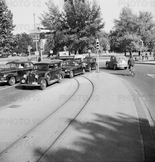 Traffic, Bellevue Zurich 1950