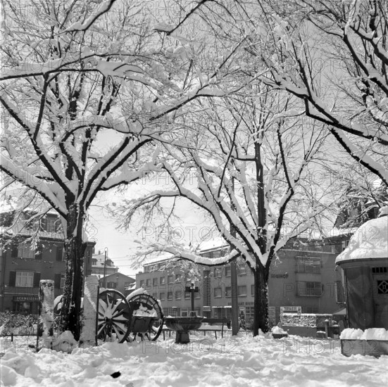 Snow in Zurich 1952