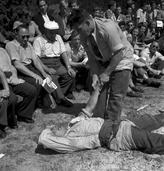 Brunig wrestling 1949: winner Fridolin Hofstetter