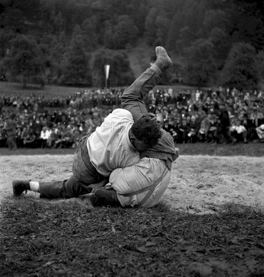 wrestling festival in Schwyz 1941