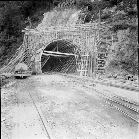 Road on the left shores of the Walensee under construction, 1959