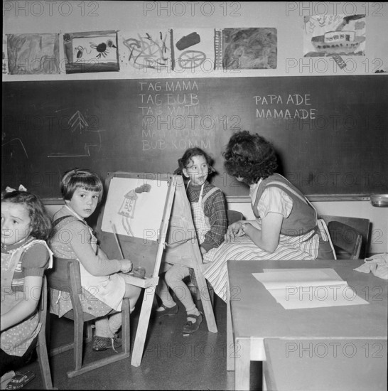 Painting children at school for social work, Zurich 1953