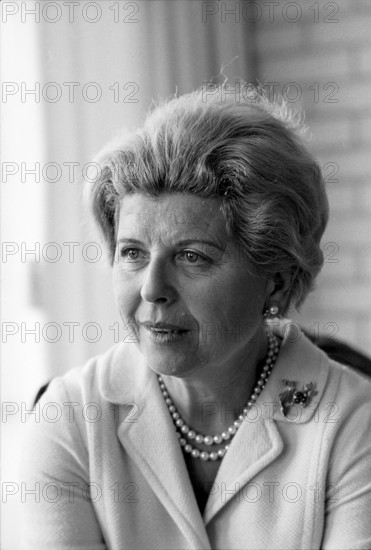 Maria Stader at home in Zurich 1969