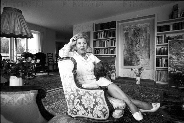Maria Stader at home in Zurich 1969