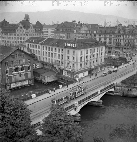 Houses at the Muhlesteg, Globus, Zurich 1948