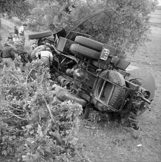 Tilted tank truck because of the driver's overtiredness 1956
