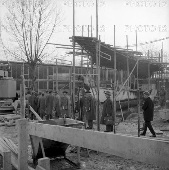 Journalists visiting the Museum of Transport and Communication in Lucerne 1959