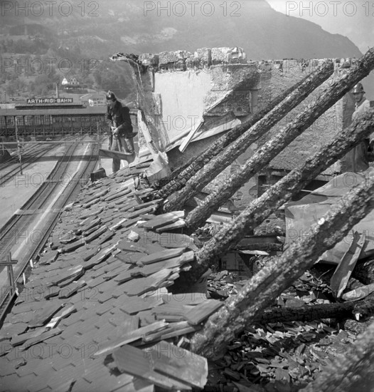 Burning of the railway station building, Arth-Goldau 1947