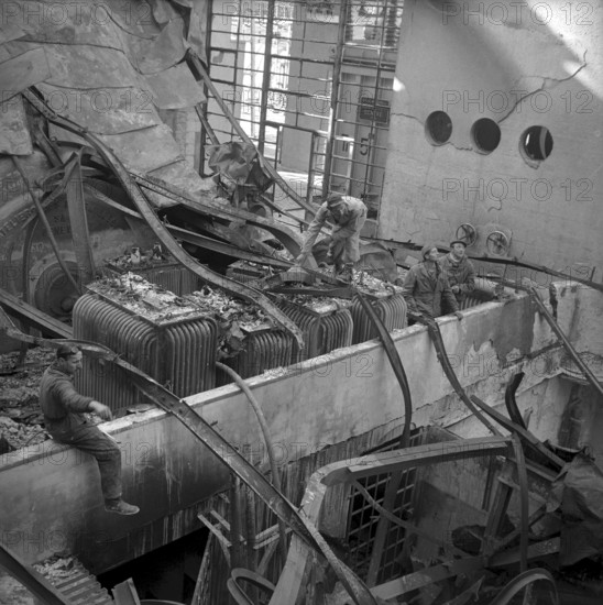 Chandolin power station burned down, clearing 1951