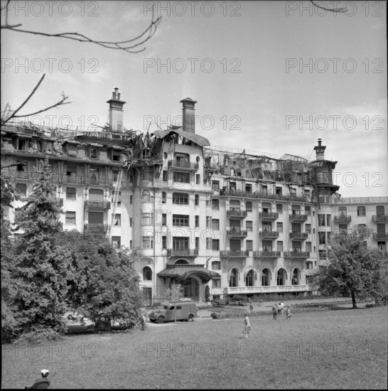 Hotels Royal Palace Evian on fire 1958