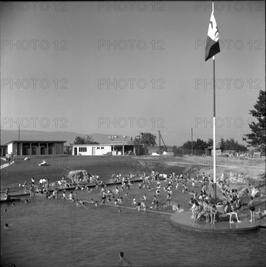 New swimming pool in Orbe 1961