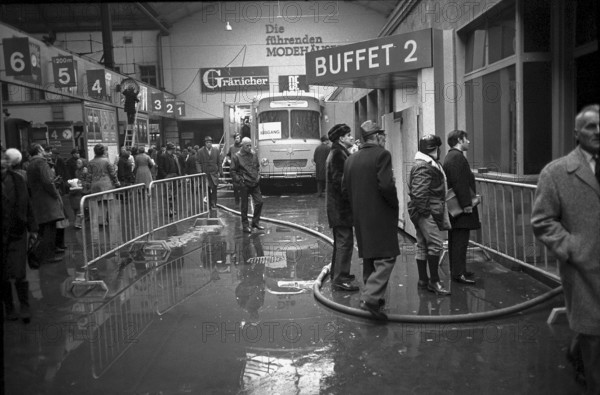 Lucerne main railway station on fire, 1971