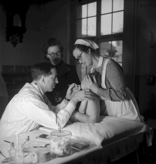 Further training at obligatory school for domestic science, Schlieren 1944