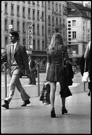 Mini fashion, Bahnhofstrasse in Zurich 1972