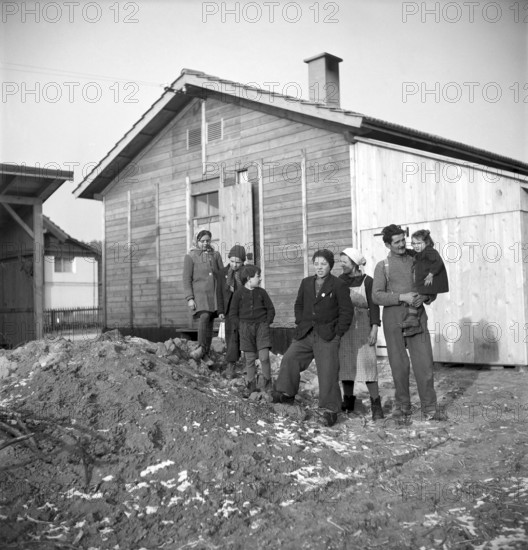 Housing shortage, temporary flat for a homeless family in a barrack, Bienne 1946
