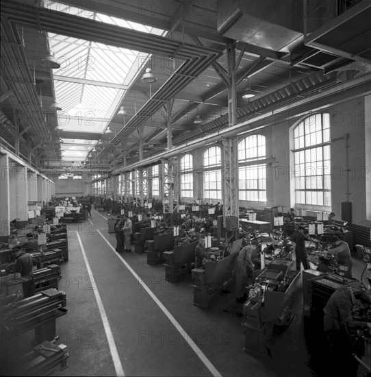 New training workshop of the Sulzer-Werke, Winterthur 1961