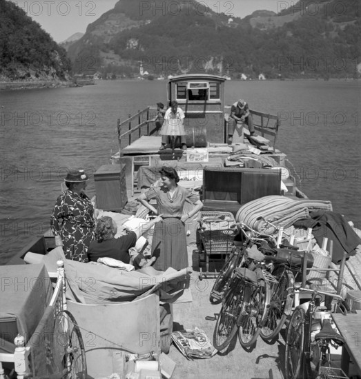 Removal by ship on Lake Lucerne 1949