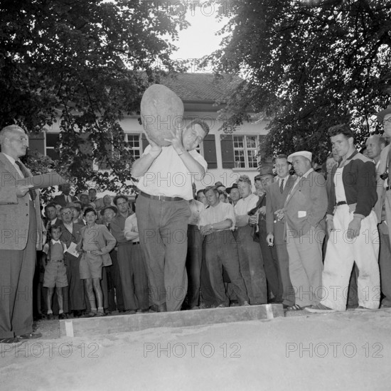 Swiss wrestling festival Winterthur 1953, Stone Throwing: Michael Jeger