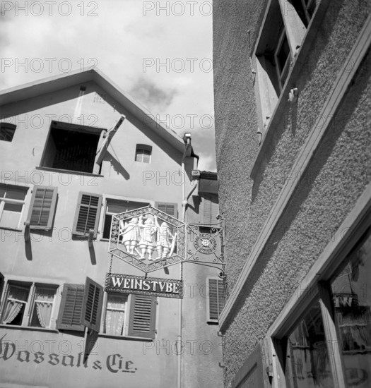 wrought-iron winery sign in Bienne 1942