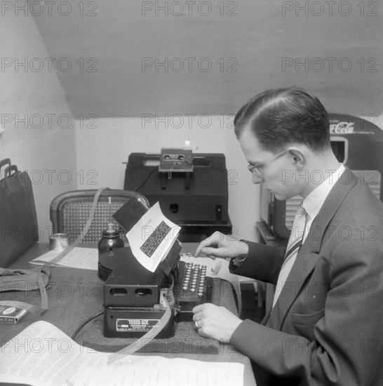 Input, Production of illuminated letters, Zurich 1955