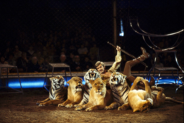 Circus Knie jubilee programme: celebration of 175 years of the dynasty and 60 years as official Swiss National Circus, 1978