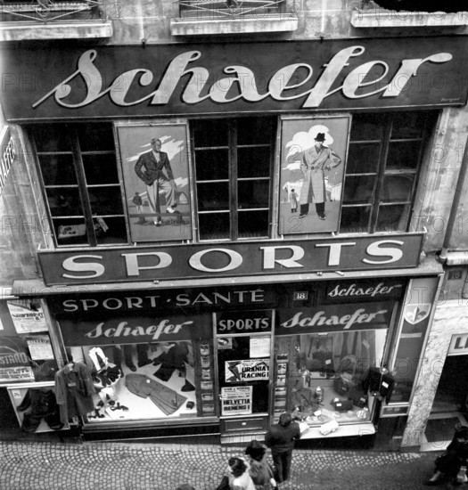 Schaefer Sports signboard in Lausanne, 1944