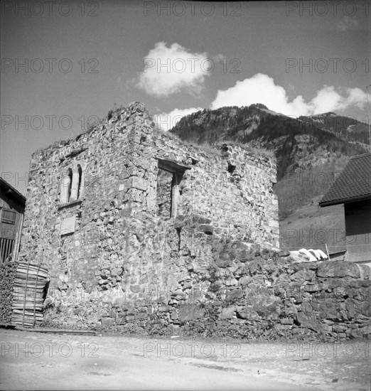 Ruin of a fortress in Wolfenschiessen, 1947