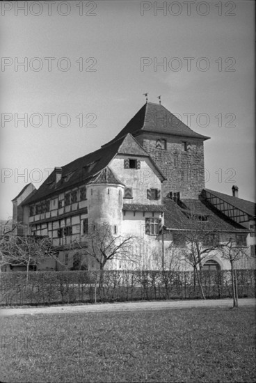 Hegi Castle in Winterthur, 1946