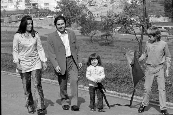 Hansjorg Erni having a walk with his family, Zurich 1971
