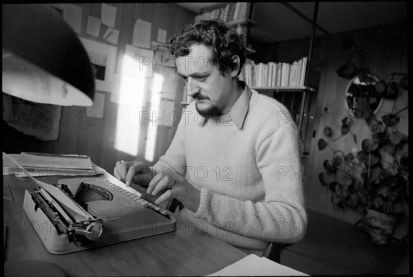 Author Ernst Eggimann at home in Langnau im Emmental 1968