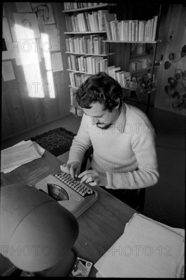 Author Ernst Eggimann at home in Langnau im Emmental 1968