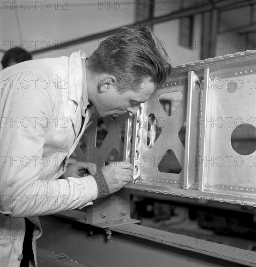 Technical college for airplane technicians at Dornier company in Altenrhein, 1942