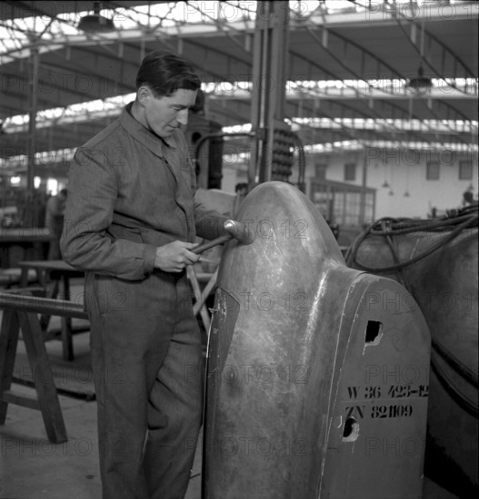 Technical college for airplane technicians at Dornier company in Altenrhein, 1942