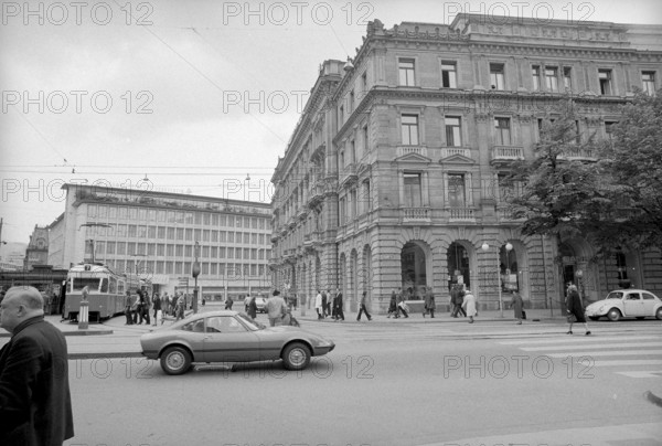 Paradeplatz Zurich with Kreditanstalt and Bankverein, 1972