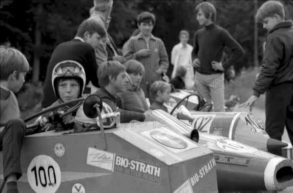 Soap box derby in Egg 1970