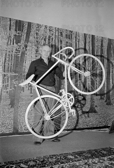 racing cycle made of matches by Armin Signer 1981