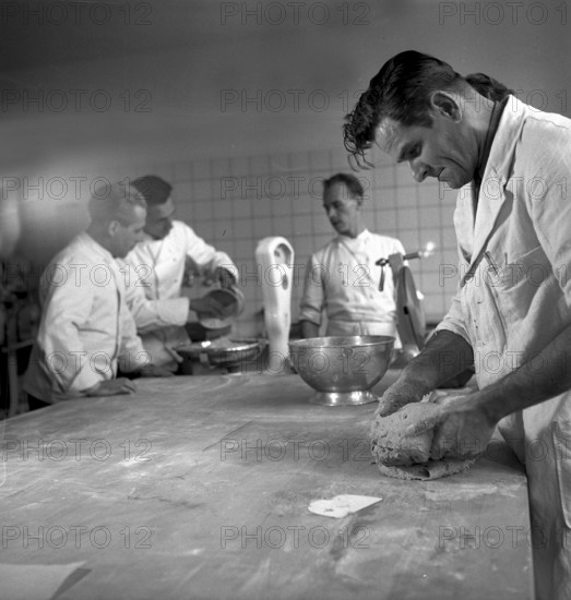 Technical college of Swiss bakers and pastry cooks, 1940