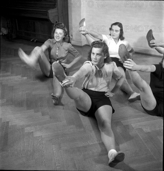 Film and dance studio Doradin in Zurich 1943