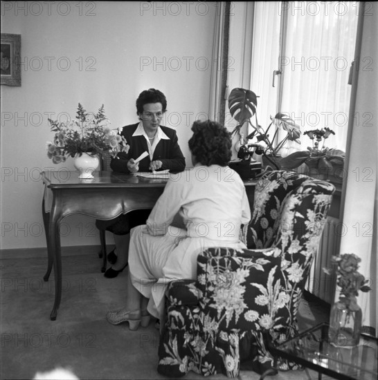 Beaty salon Ryf Zurich, around 1947