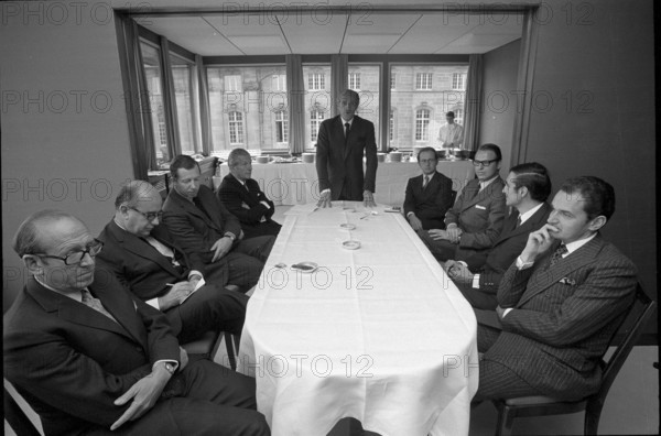 Lord Nathaniel Rothschild announces the opening of a Bank Rothschild branch in Zurich 1969